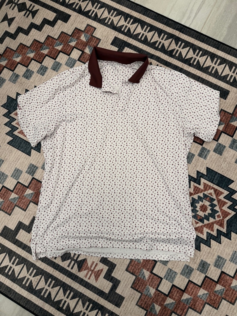 Bonobos White Polo with Maroon Collar and Microprint